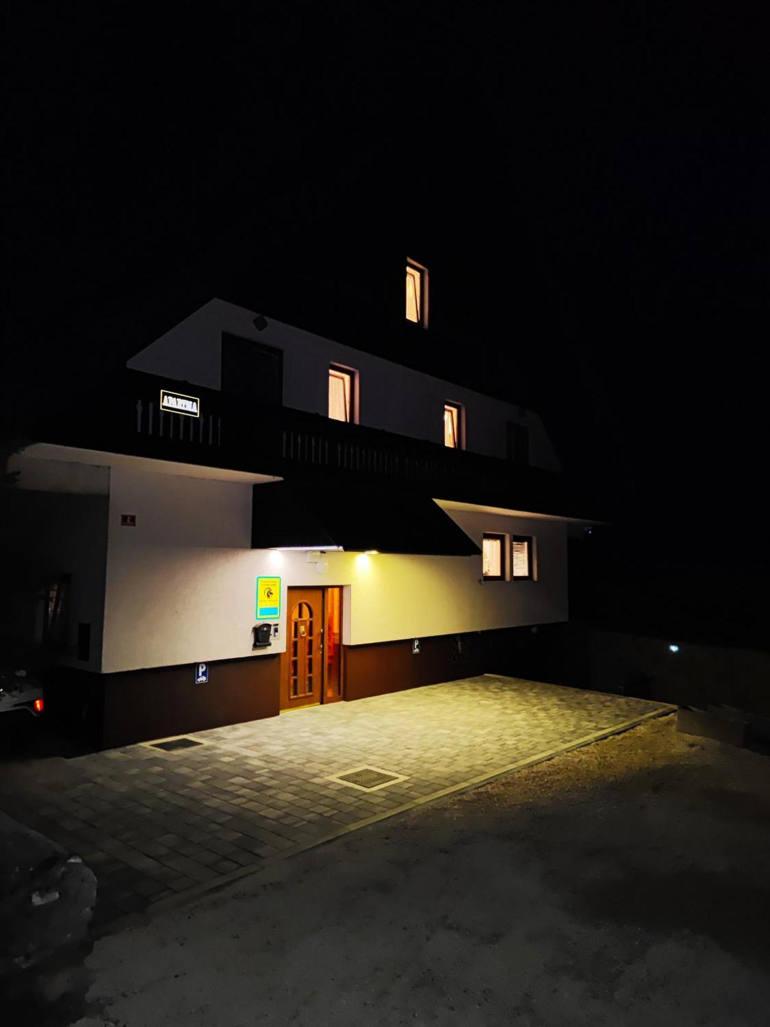 דירות בלד Tourist House Capricorn מראה חיצוני תמונה